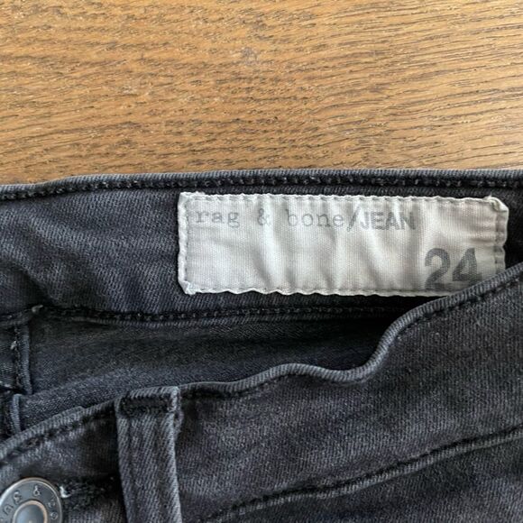Women’s Rag & Bone Zipper ‘Washed Black’ Jeans size 24.  Great condition! - Picture 3 of 7